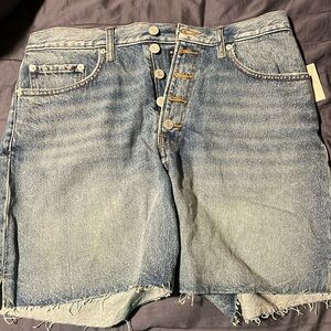 Lucky traveler shorts